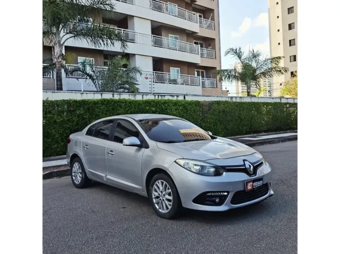 Renault Fluence Sed. Dynamique 2.0 16V Flex Aut. 2016
