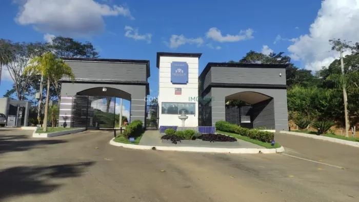 Lote Plano em Condomínio de Alto Padrão!