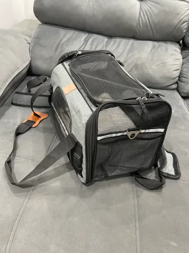 Bolsa/caixa de transporte pet pequeno várias aberturas excelente estado