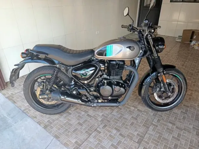  Royal Enfield Hunter 350 Dapper