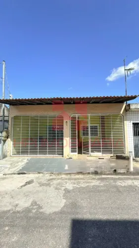 CASA NO CJ JARDIM AMÉRICA - próx. da Av. Independência