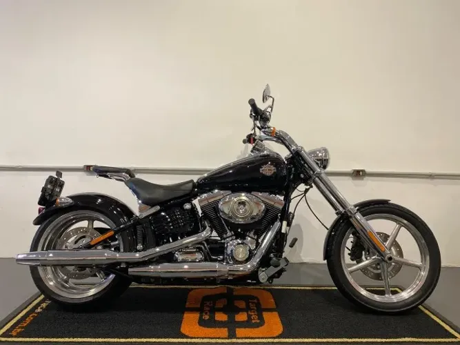 Harley-Davidson Softail Rocker/ Rocker C 1584cc 2011