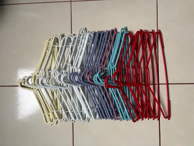 34 cabides 