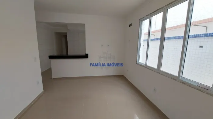 Casa sobreposta à venda 3 suítes lazer Aparecida Santos SP