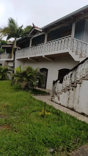 Duplex com 3 ap e uma grande área para eventos.