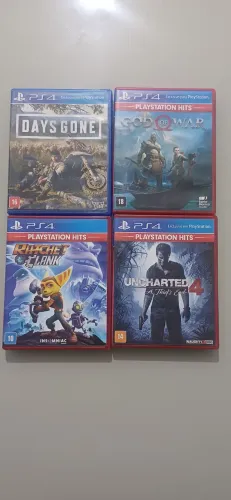 Vendo 4 jogos de ps4 originais na caixa