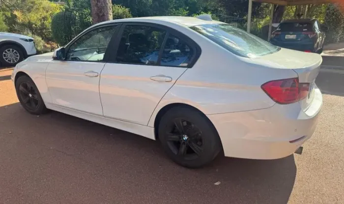 BMW 316I 1.6 TB 16V 136cv 4P 2014
