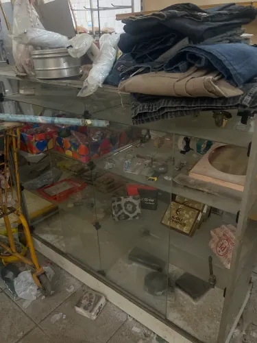 Balcão modulado com 1 porta de proteção 