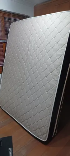 Cama Queen Ortobom Molas Ensacadas