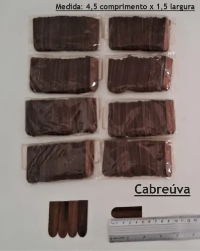 Telhas e Balaústres de Madeira para Casinha de Boneca