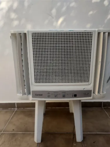 Vendo Ar Condicionado Consul  multi air 10.000 BTU 220 v