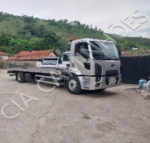 FORD CARGO 1317 ANO 2012 PLATAFORMA ASA DELTA 9M