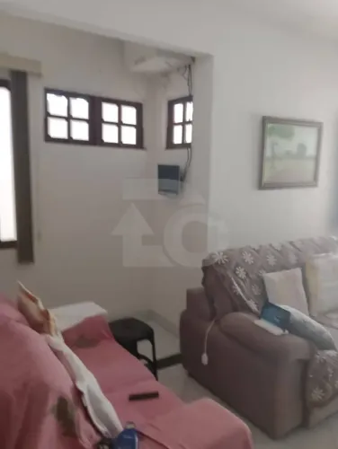 Casa Duplex à Venda no Jabotiana com 2 Suítes e Financiamento Disponível