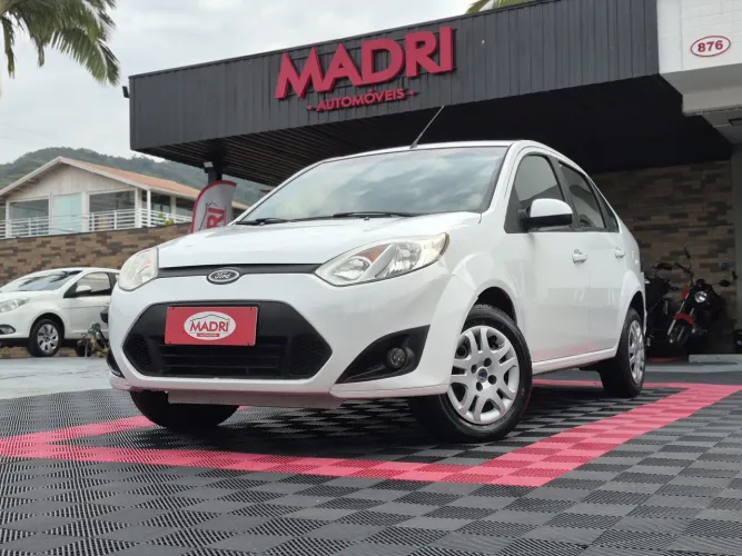 Ford Fiesta 1.0 8V Flex/class 1.0 8V Flex 5P 2014