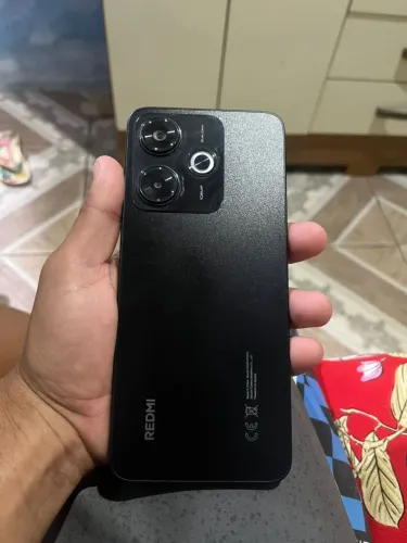 Celular  redimi 13x 1 ano de garantia, tenho a caixa, só usei uma semana.