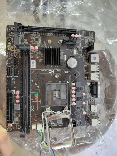 Placa-mãe H81 LGA 1150 DDR3 - Leia a descrição