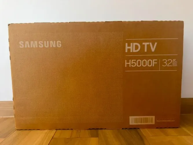 Smart TV Samsung 32 Polegadas, HD, Tizen, HDR, Bivolt, H5000F Preta - Lacrada