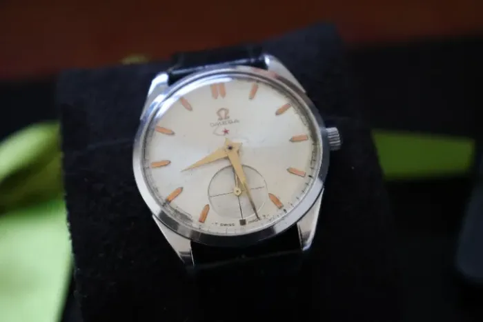 Relógio OMEGA Red Star Small Seconds - Cal. 265