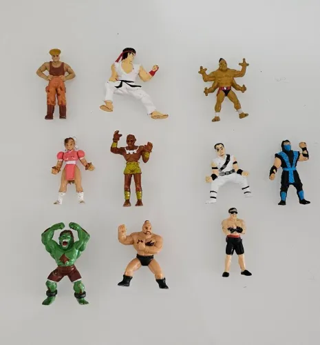 Coleção Miniaturas Street Fighter E Mortal Kombat Anos 90