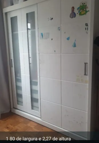 Guarda roupa
