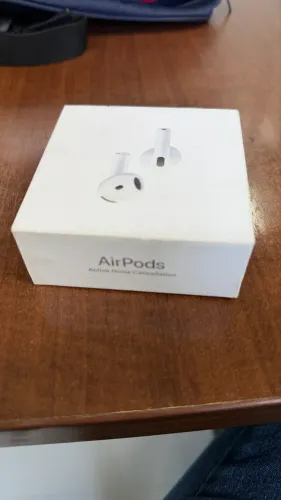 AirPods 4 com Cancelamento Ativo