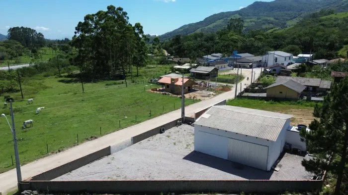 OPORTUNIDADE ÚNICA TERRENO COM GALPÃO PRONTO PARA ALUGUEL Bairro Morro Agudo Paulo Lope