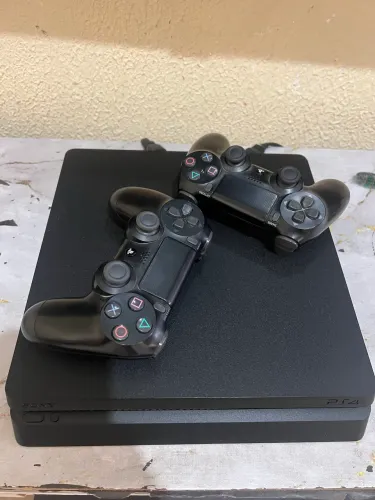 Play 4 