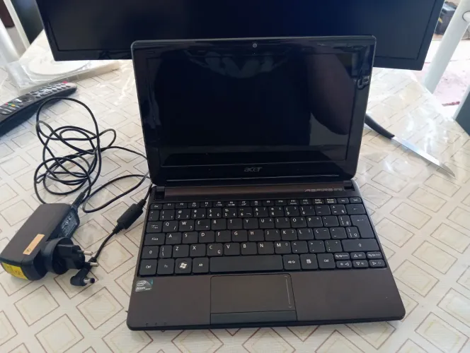 Netbook Aspire One (SEFEITO)
