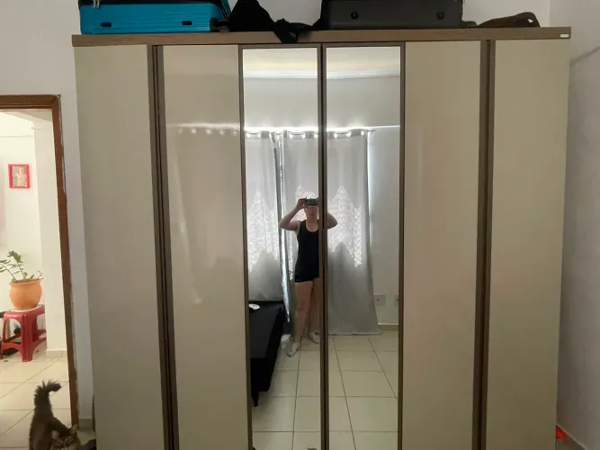 Guarda roupa casal 6 portas