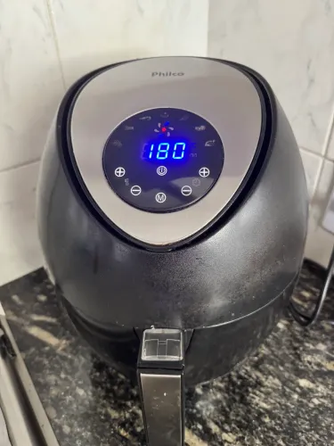 Air Fryer Philco3,2L digital LEIA A DESCRIÇÃO