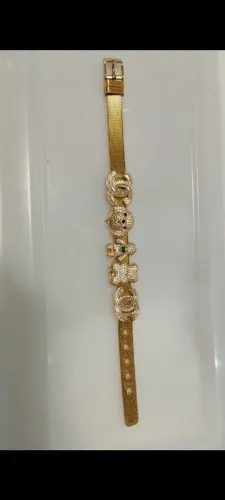 Pulseira em aço inoxidável cravejada com zircônias