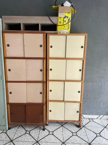 Kit Armário de Madeira e Rack Evolukit - 2 Unidades mais Rack de Madeira - Bom Estad