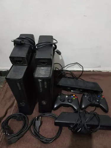 XBOX 360 + CABOS + CONTROLE