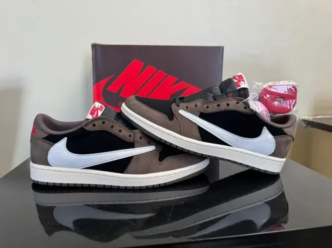 Air Jordan 1 Low X Travis Scott Dark Mocha Tamanho 41