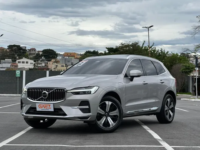 Volvo XC-60 T-8 Plus 2.0 AWD (híbrido) 2023