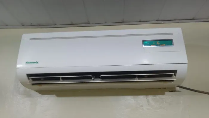 VENDO CENTRAL DE AR 12 MIL