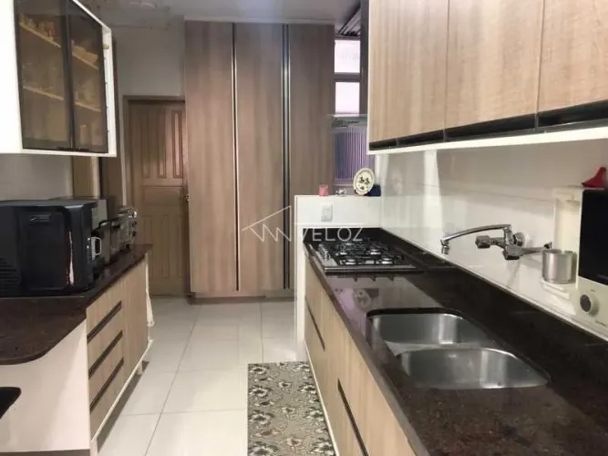 Apartamento - / Residencial / Lagoa