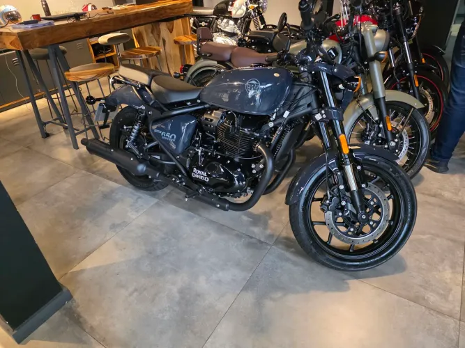 Royal enfield shot gun 650 101 km rodados