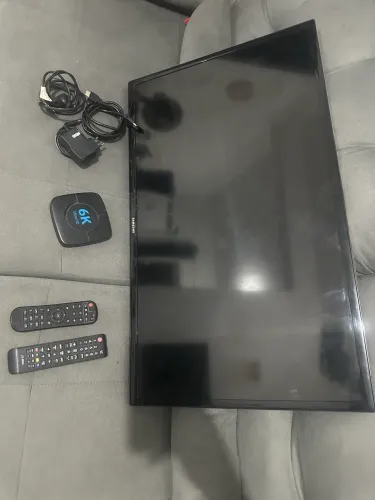Vendo tv 32 polegadas