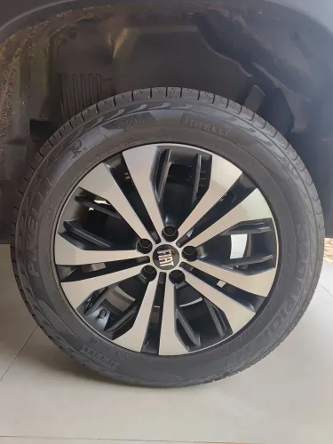 Vendo pneus Pirelli Scorpion HT 225/60/R18