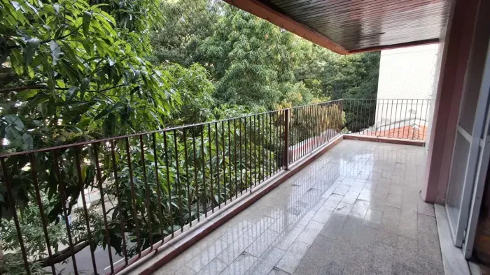 Ed. San Martin - Apartamento no bairro de Nazaré, com 145m², 3 quartos (sendo 1 suíte)
