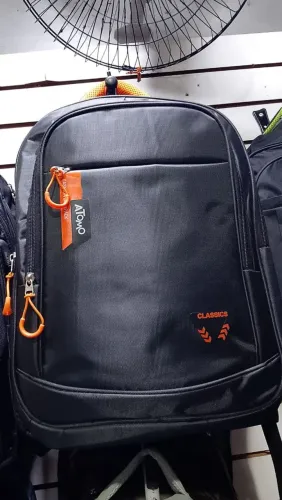 MOCHILAS DE COURO 