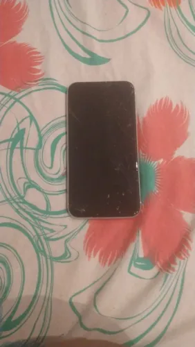 Carcaça de iPhone xr retirada de peças