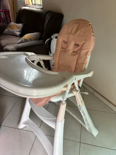 Cadeira de alimentação 