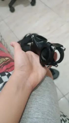 Mesinha de bicicleta em otimo estado