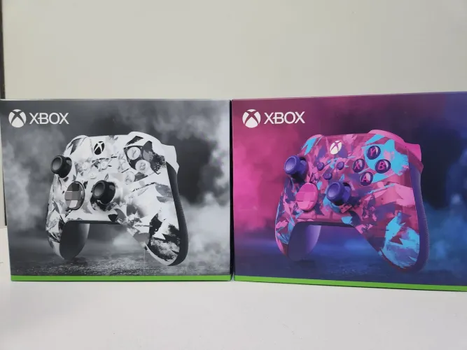 Controle Xbox Storm Breaker -  Heart Breaker e Ice Breaker