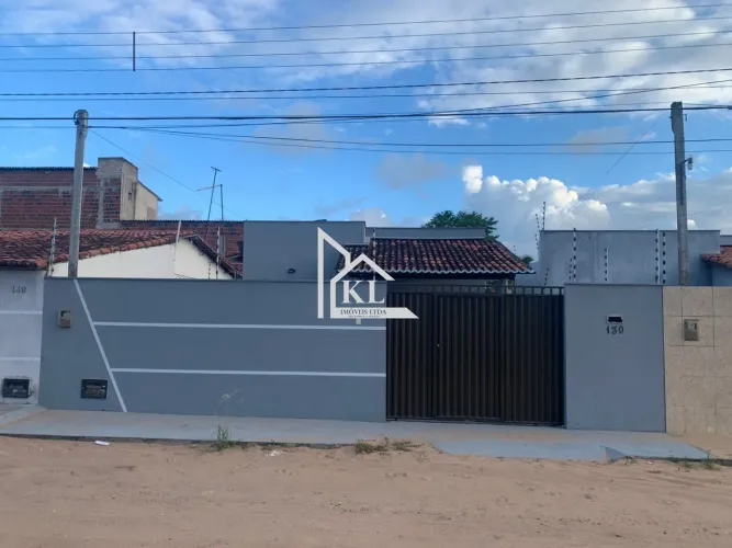 Belissima Casa - Reforma - 2 Quartos - Sombra - 90M2 - Bairro Cajupiranga