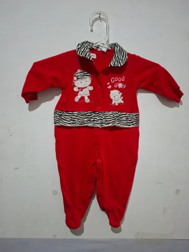 Body vermelho, tamanho P