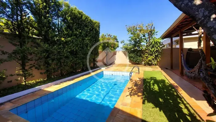 Casa para locação, 271m2, 4 dorms, 2 suítes, 4 vagas, Alphaville codigo: 340200