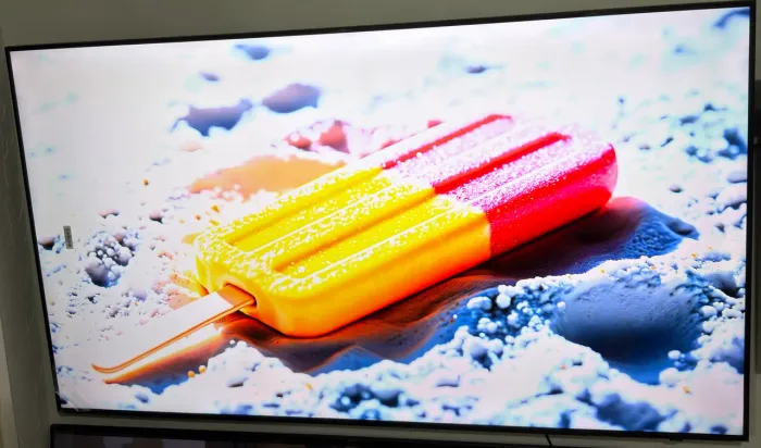 Tv 65 Samsung 4k com Alexa e game impecável